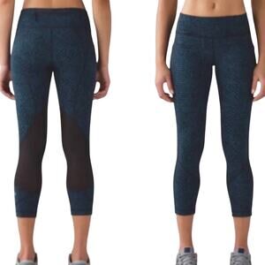Lululemon Shatter Weave Mesh Pace Rival Crop Leggings Size 4 EUC Blue Black